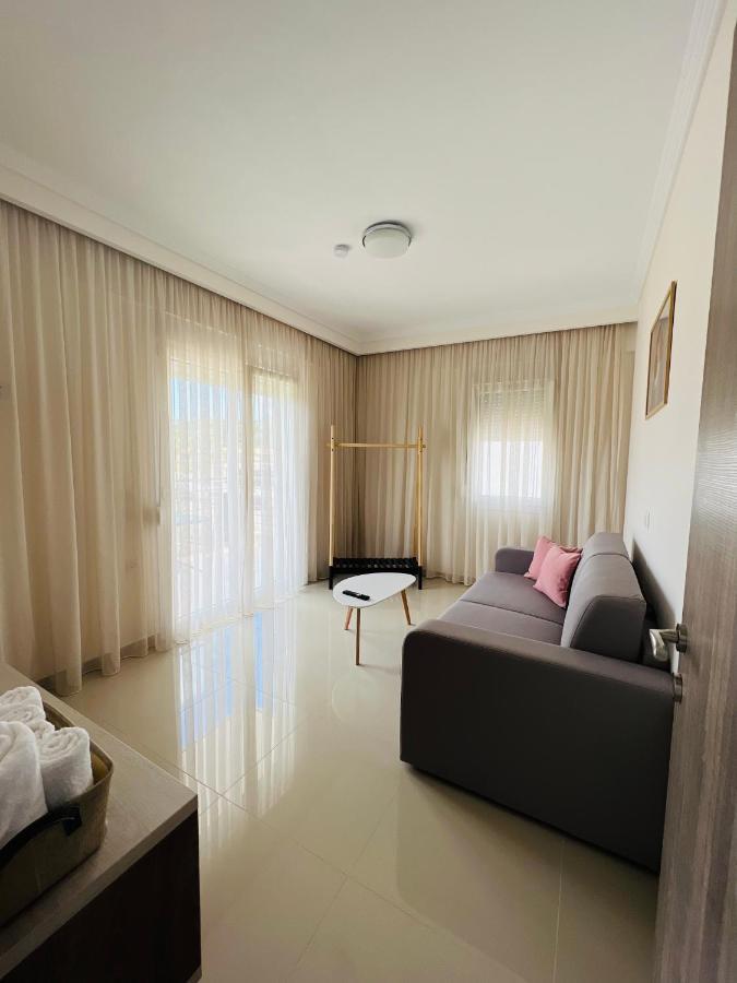 Colibri Apartment Kallithea  Exterior photo